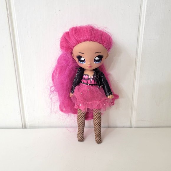 MGA Entertainment Other - Na Na Na Surprise 11" Fashion Doll Pink Hair